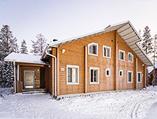 Le chalet type 4 contient 2 unités sous le même toit avec 2 portes d'entrée