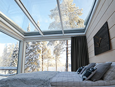 Avec ses fenêtres et son toit en verre, la villa a été conçue pour vous permettre de voir le ciel étoilé et, espérons-le, aussi les aurores boréales depuis votre lit
