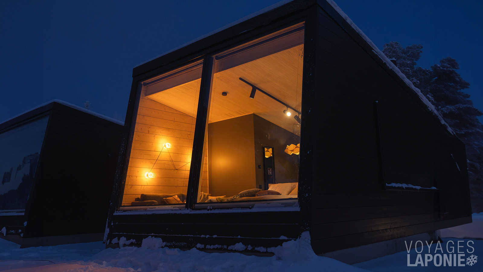 Moyennant un supplément, optez pour une nuit dans une Arctic Glass Suite à Harriniva