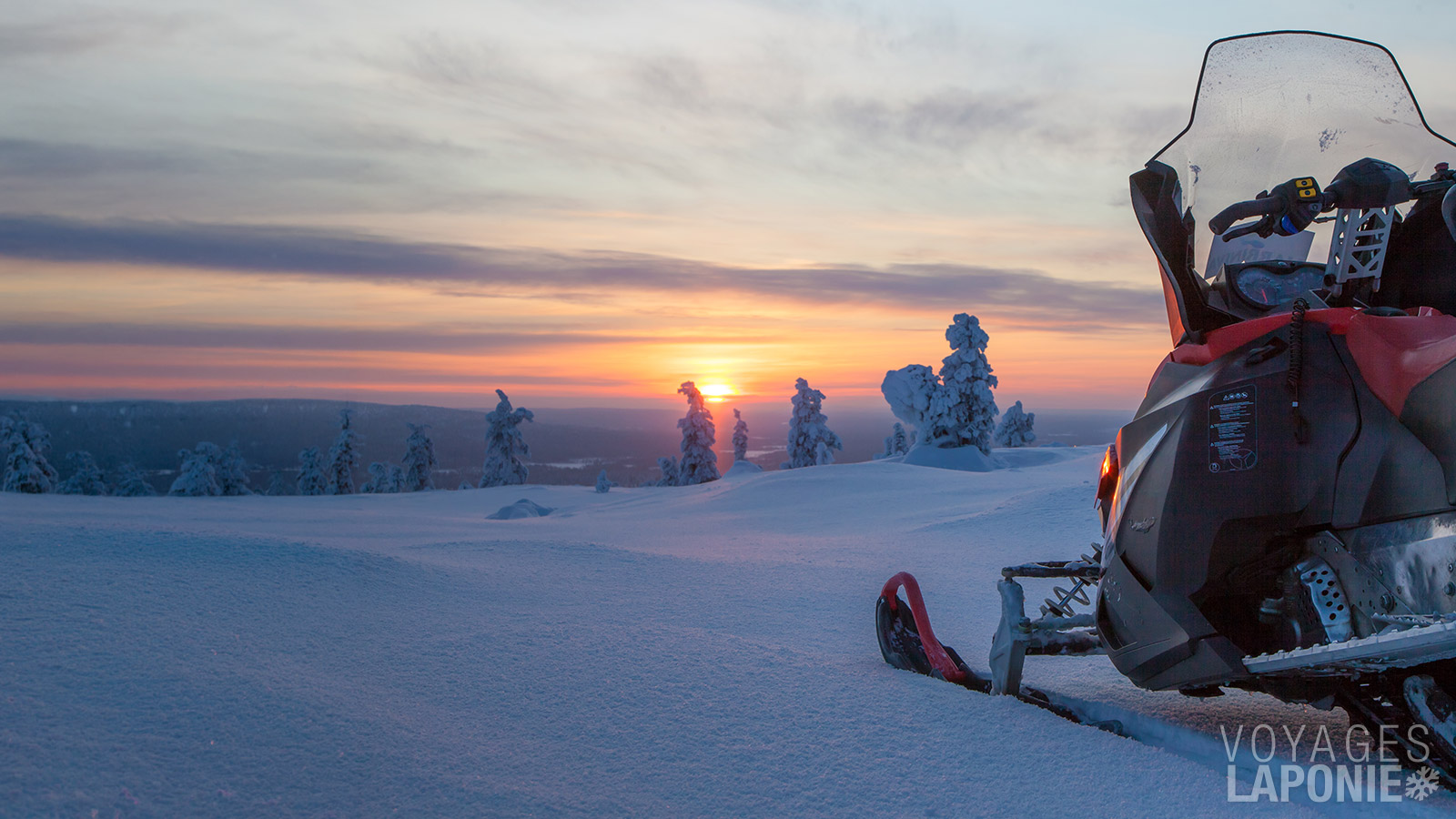 Découvrez toute la beauté des paysages hivernaux de cette région de Finlande lors d’un inoubliable safari en motoneige