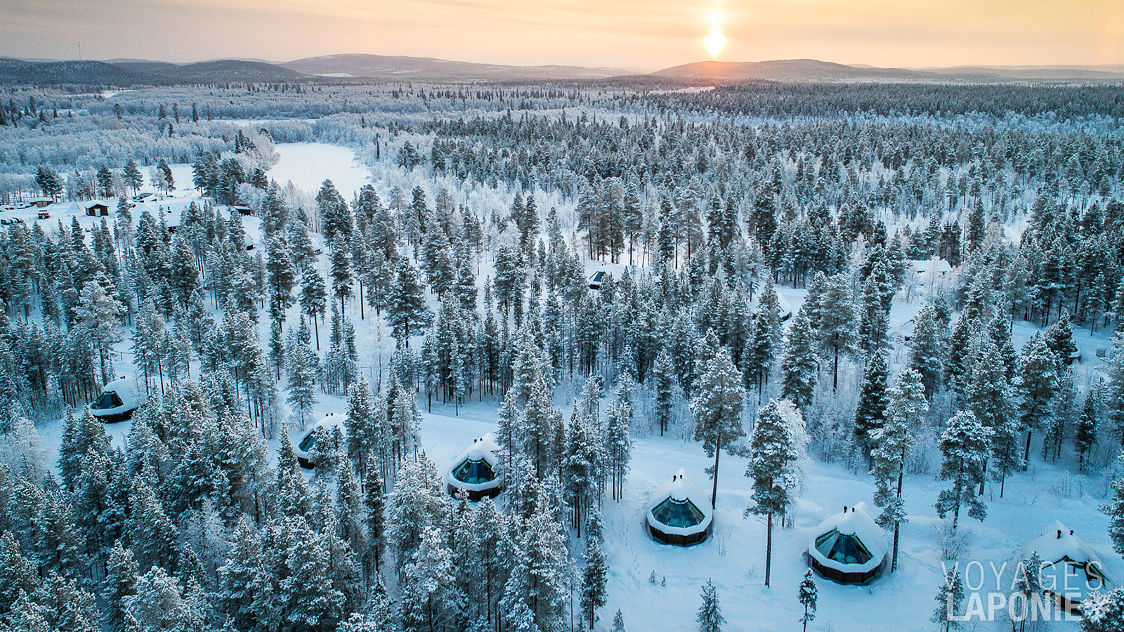 L’Aurora Village d’Ivalo compte 25 d’Aurora Cabins et de Suites, avec une capacité maximale de 6 personnes