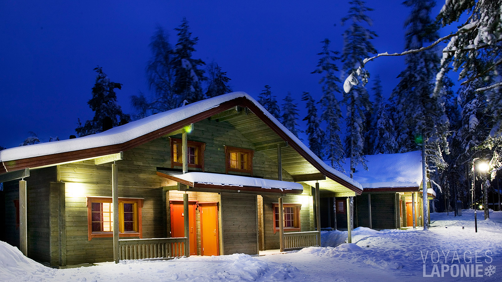 Les chalets disposent d’une cheminée et d’un sauna privé