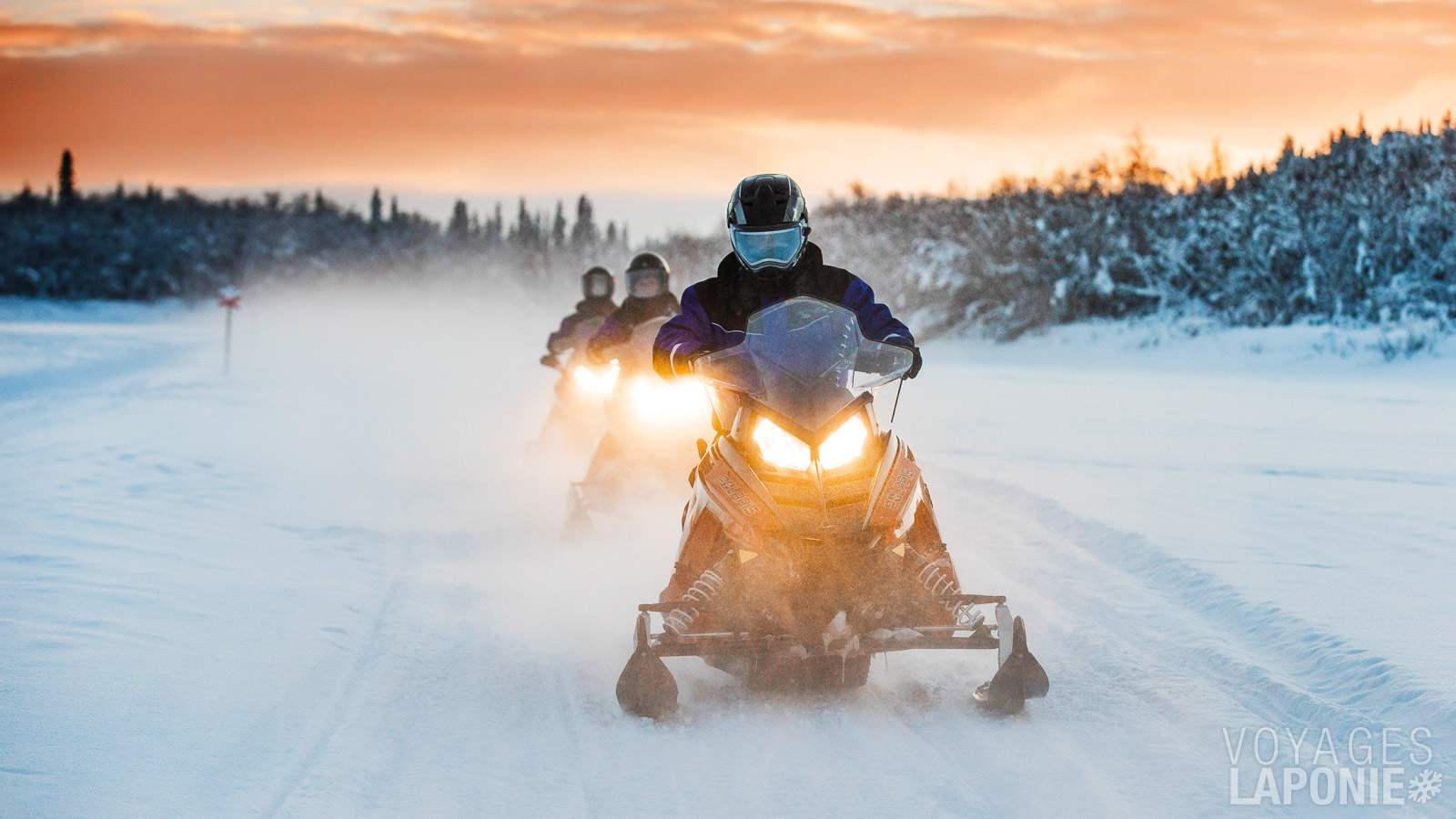 aire de la motoneige en Laponie finlandaise garantit une aventure inoubliable