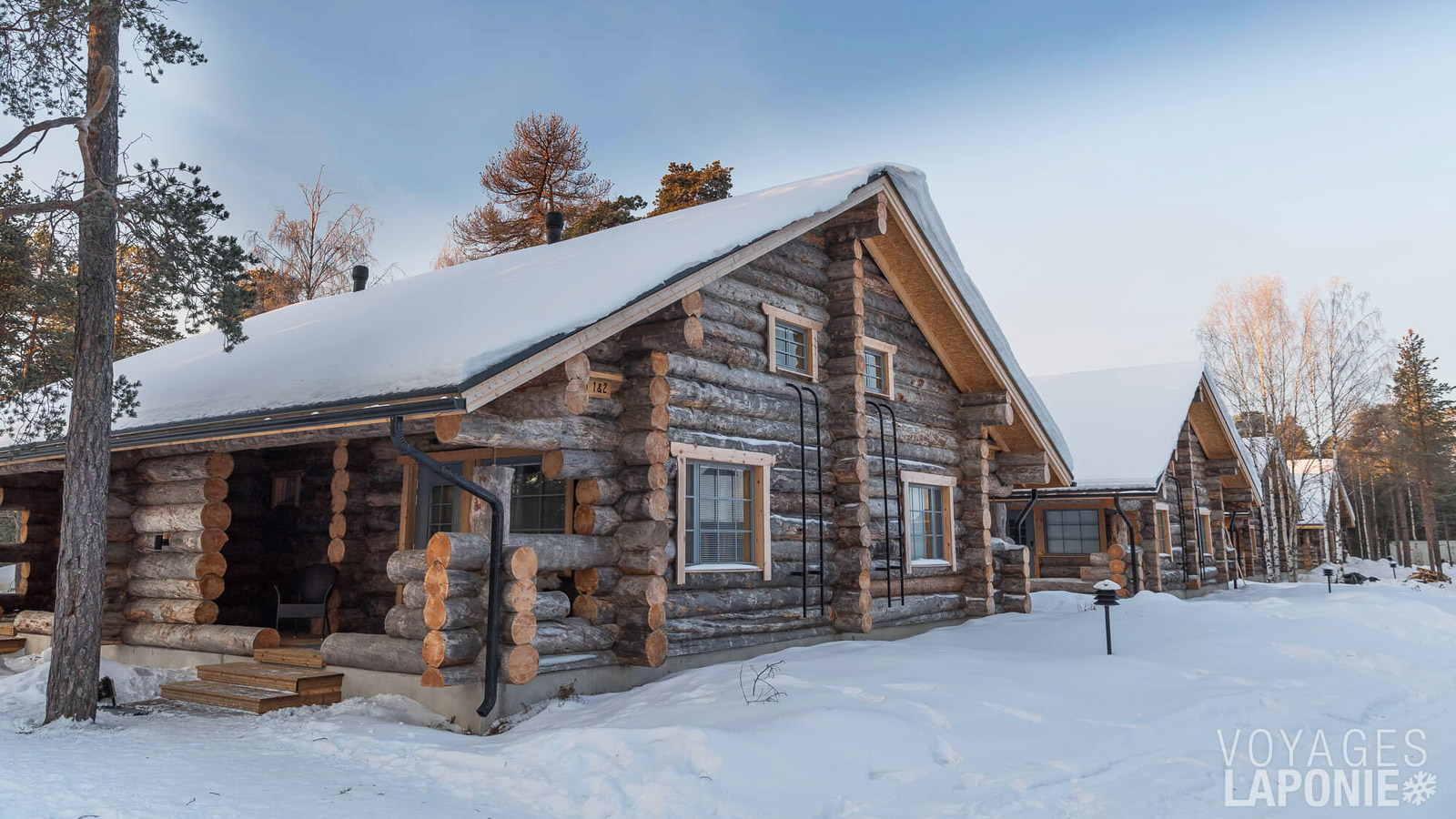 Les Log Cabins sont répartis sur le domaine