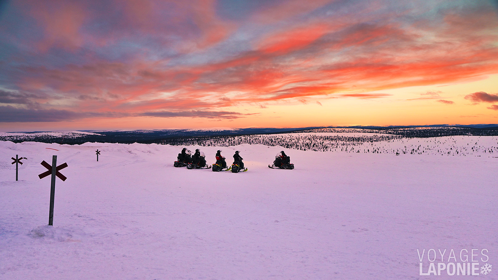 L’emplacement unique au sommet de la colline de Kaunispää garantit une expérience inoubliable en Laponie