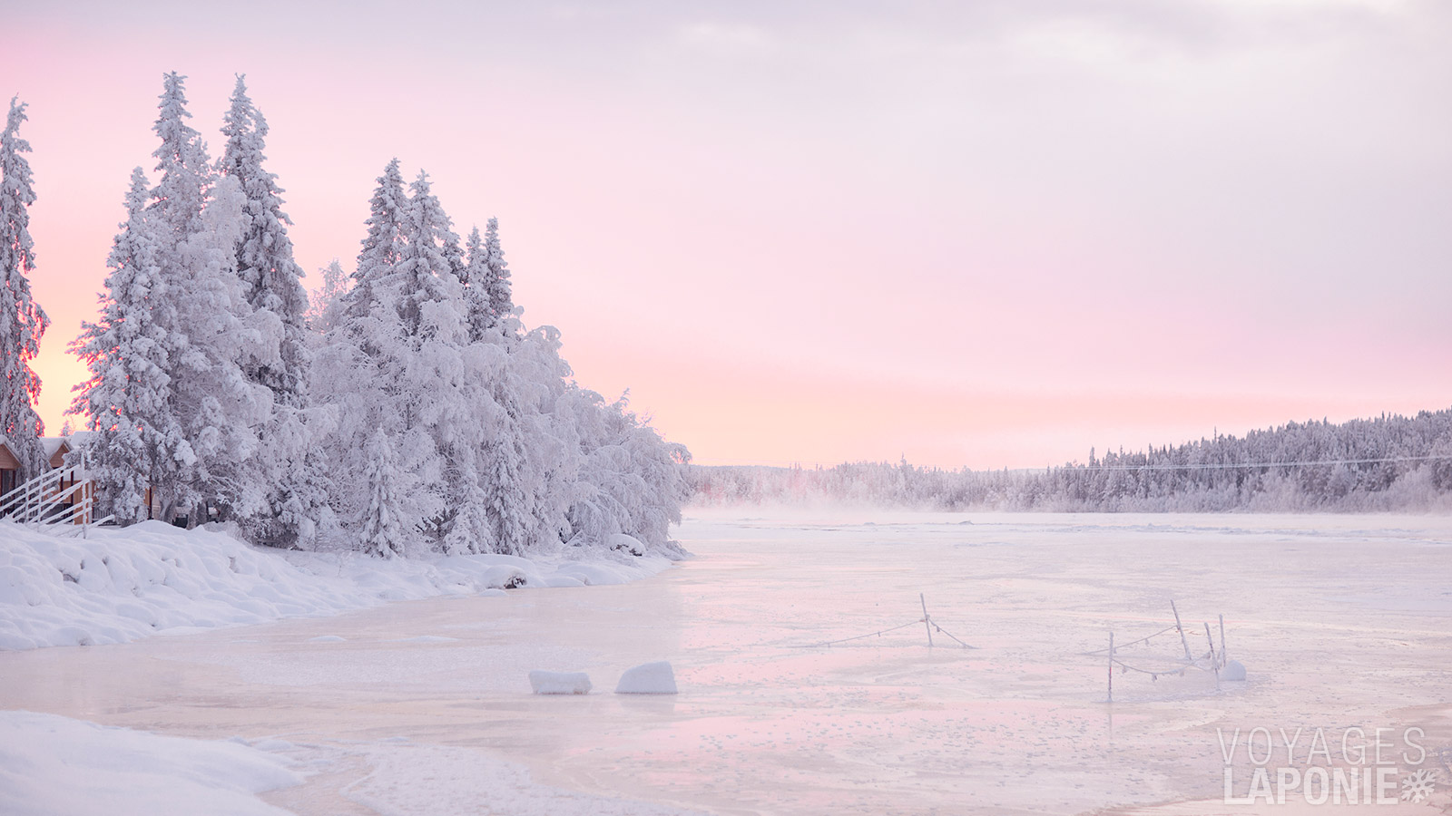 Profitez des forêts enneigées et des lacs gelés dans cette région de la Laponie finlandaise