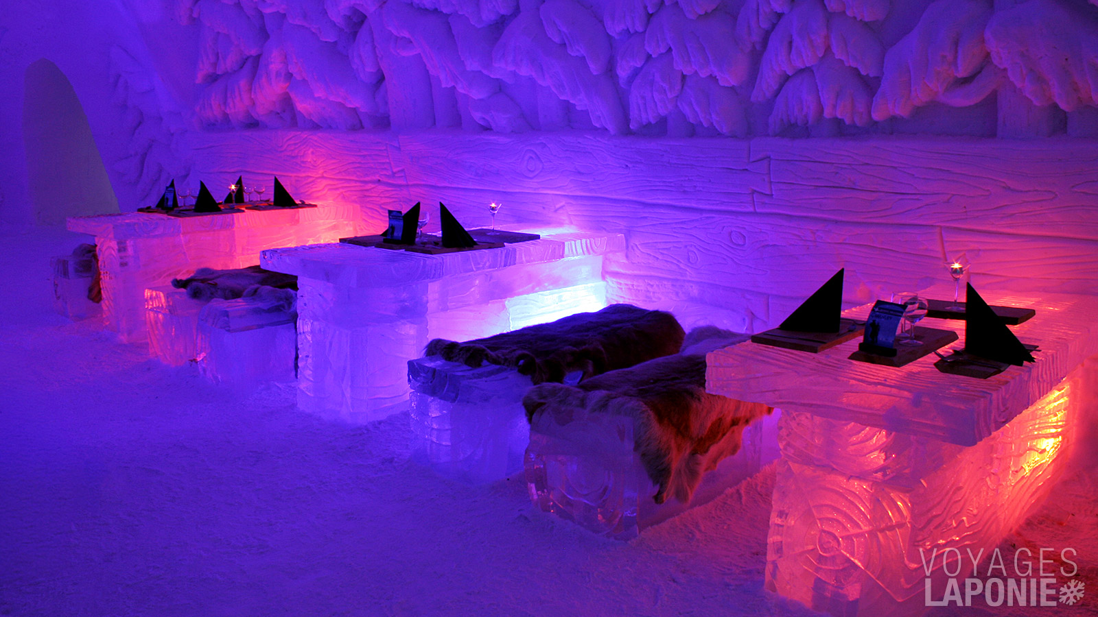 Le Snow Village est un chef-d’œuvre de glace et de neige parmi les plus beaux de Laponie