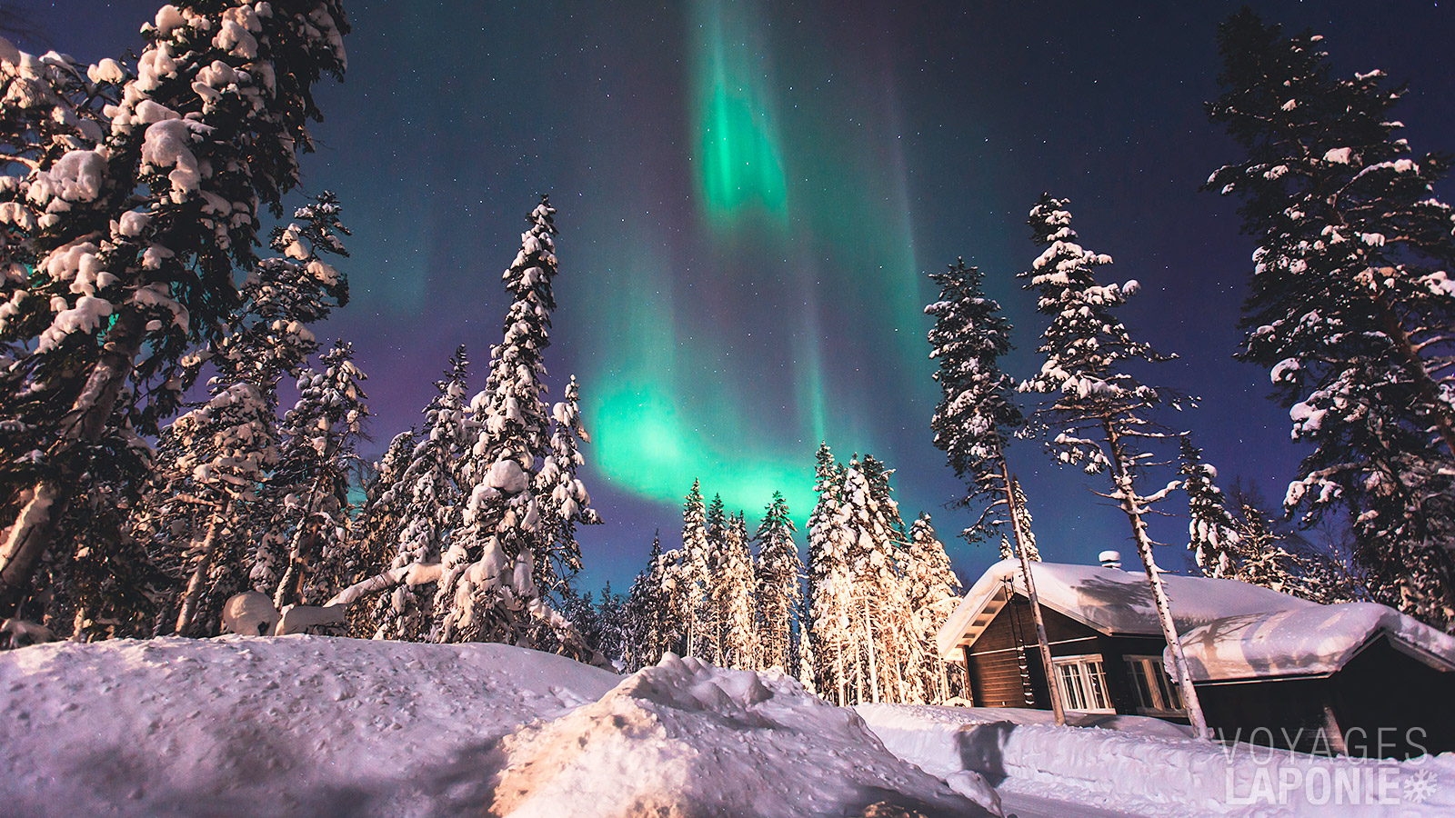 Accompagné d’un guide, partez à la chasse aux aurores boréales magiques