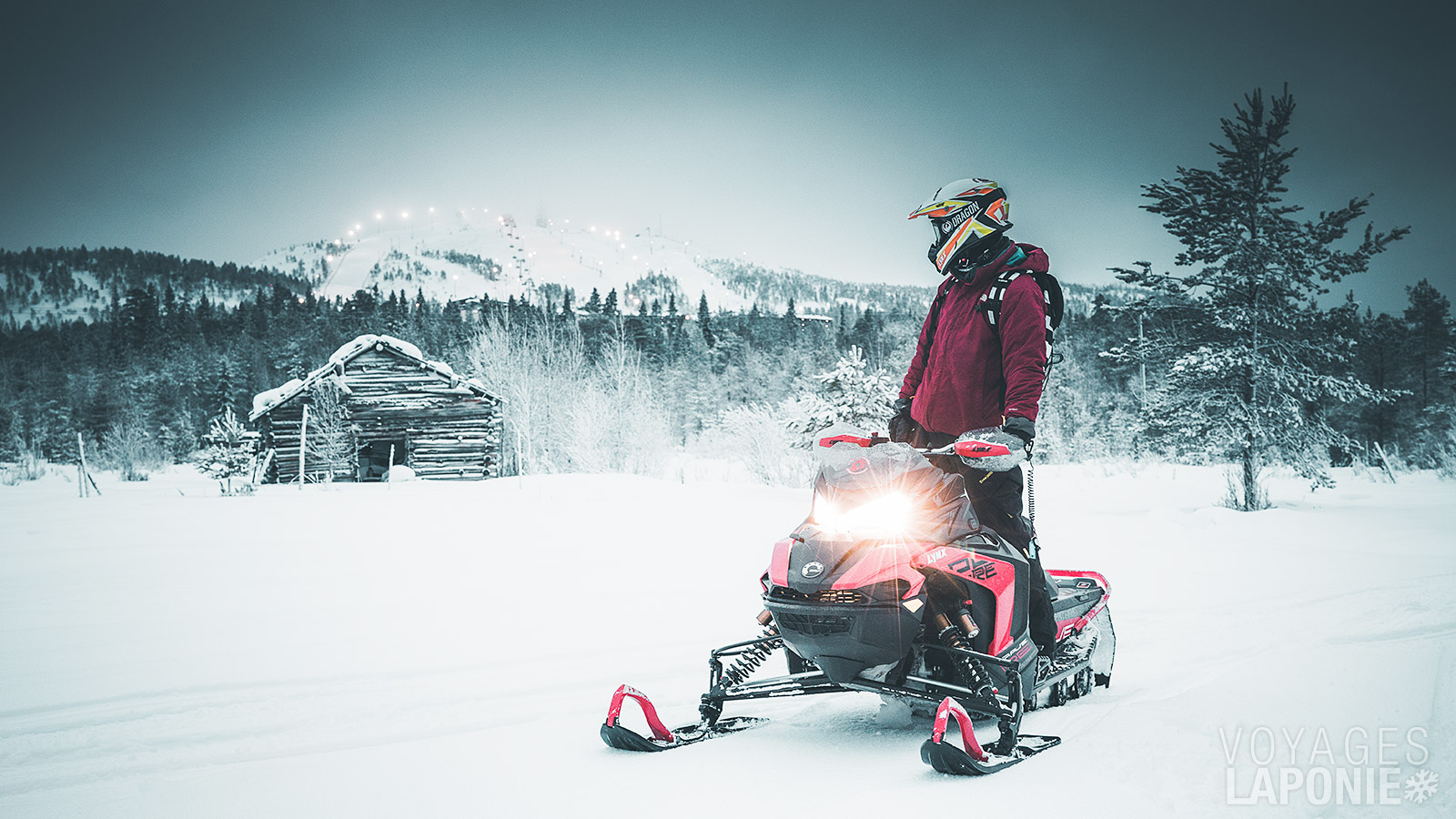 Pour parcourir de plus longues distances dans la neige, vous pouvez compter sur une motoneige