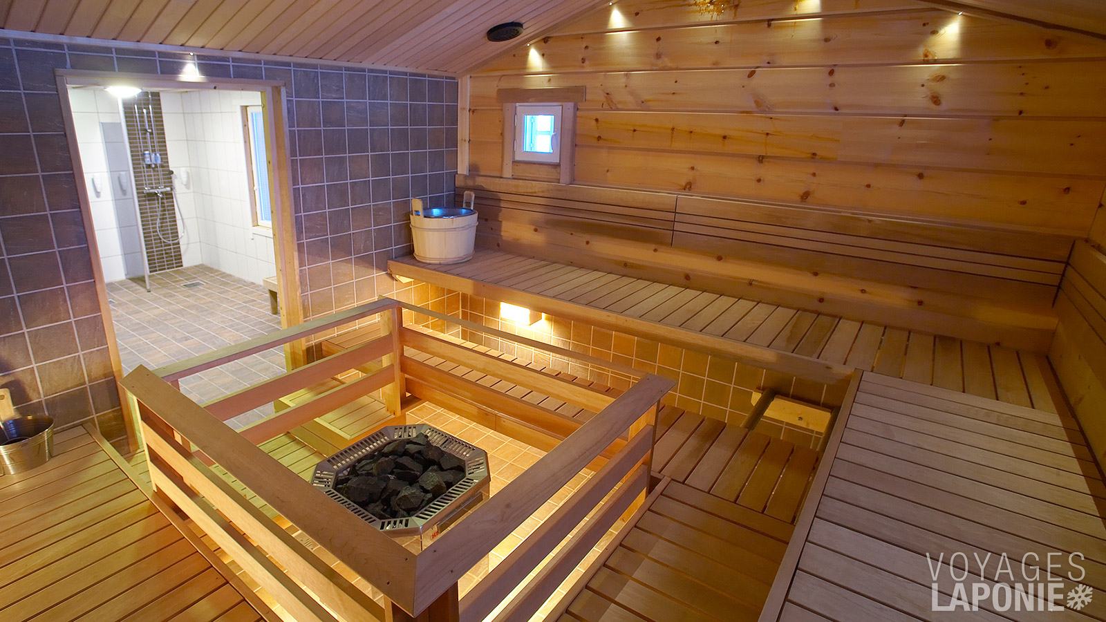 Faites comme de vrais Finlandais et profitez chaque soir du sauna de la lodge