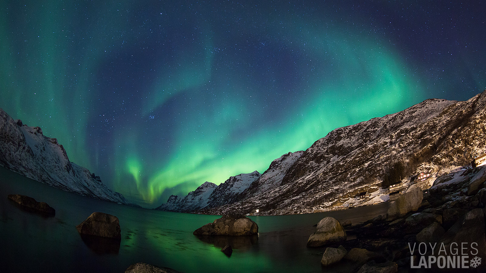 Au cours de ce voyage, vous aurez de bonnes chances d’apercevoir les aurores boréales