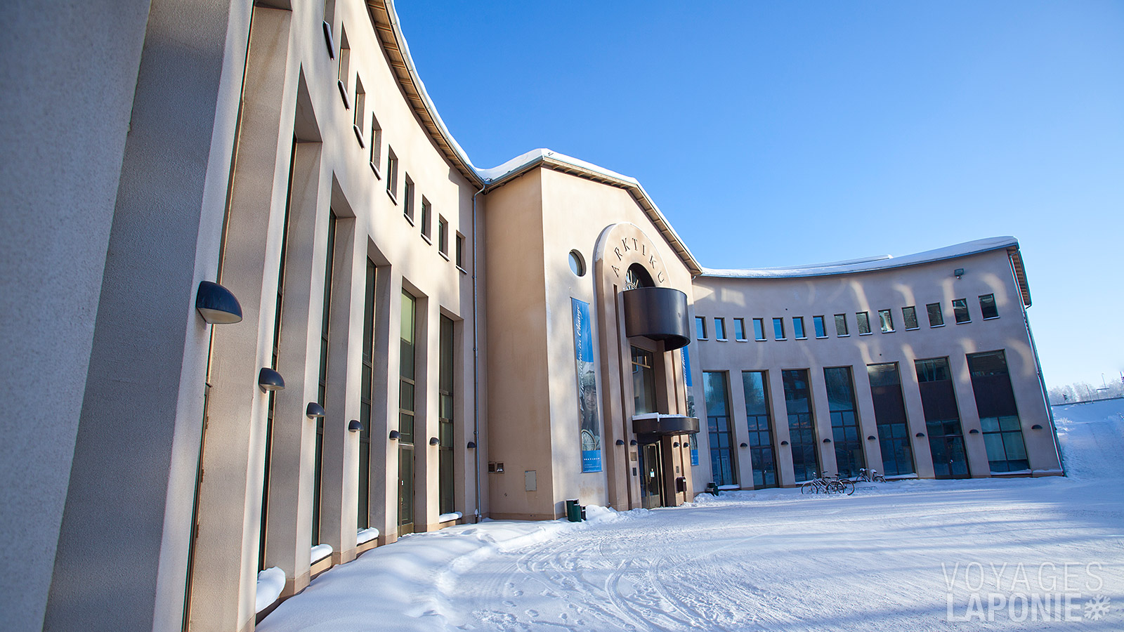 Au musée Arktikum, profitez d’un spectacle lumineux sur les aurores boréales et découvrez vos chances de survie dans la région polaire