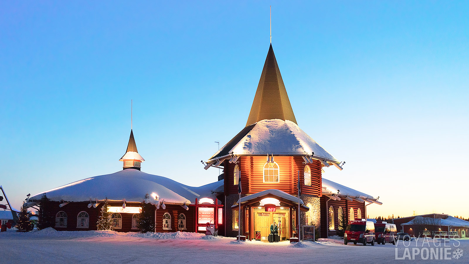 Visitez le village du Père Noël, la résidence officielle du Père Noël située sur le cercle polaire arctique