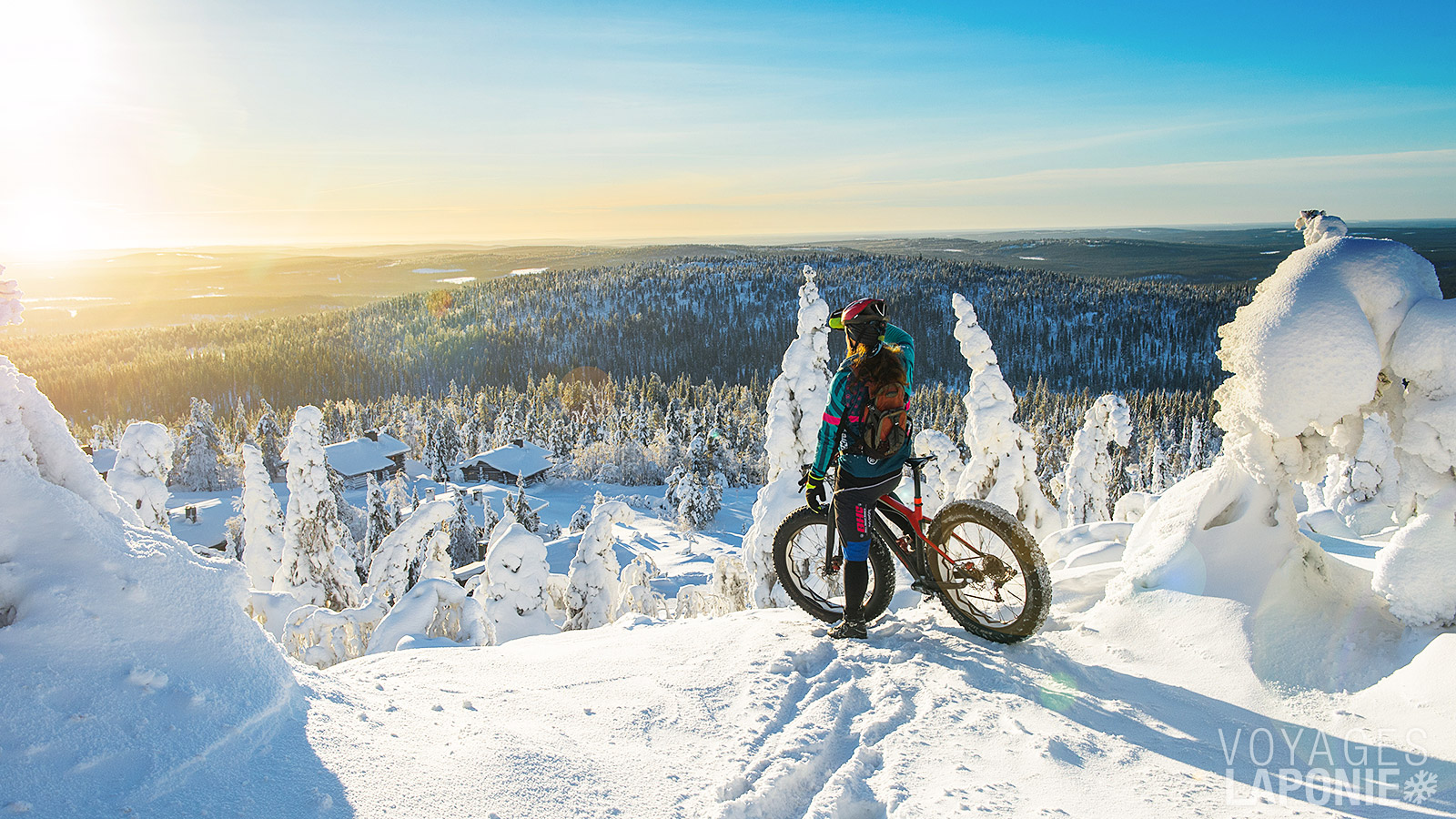 À proximité de l’hôtel, un vaste réseau de sentiers est accessible pour partir en excursion à vélo neige (fatbike)