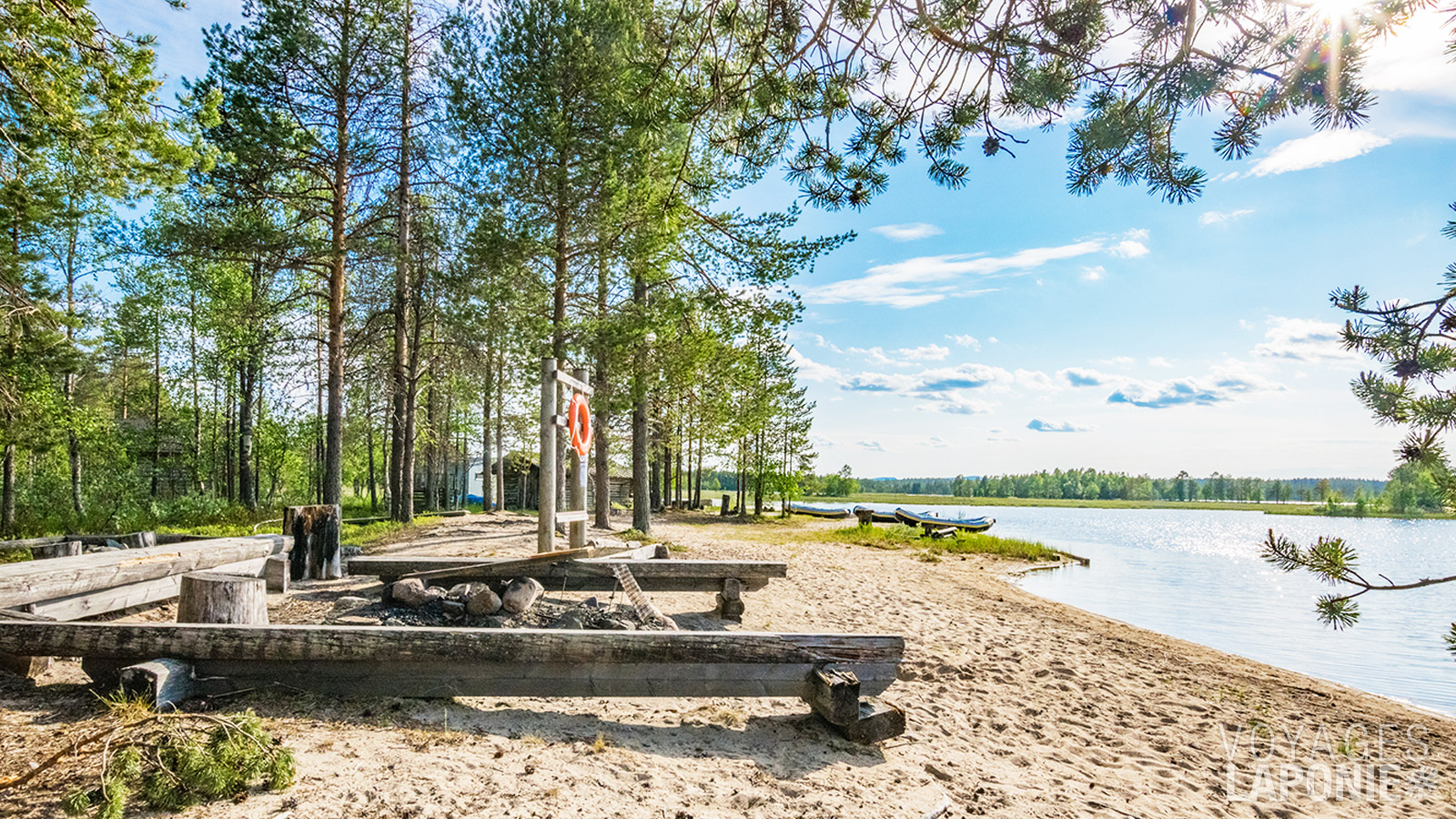 Lors d’une matinée, un guide vous enseignera toutes les techniques pour pratiquer le canoë et le kayak