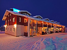 L’hôtel Sirkantähti propose un service impeccable et dispose de tout le confort moderne